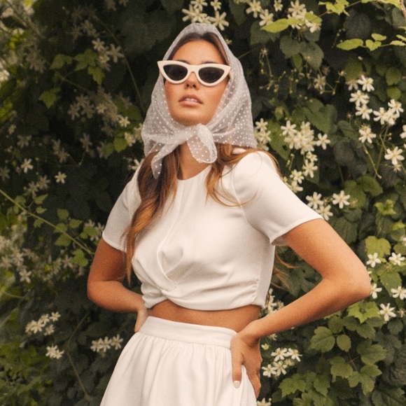 By Malina Bridal Justine Crop Top L, twist top, short sleeve - Picture 2 of 8